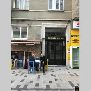 Cozy Next To Taksim Square شقة